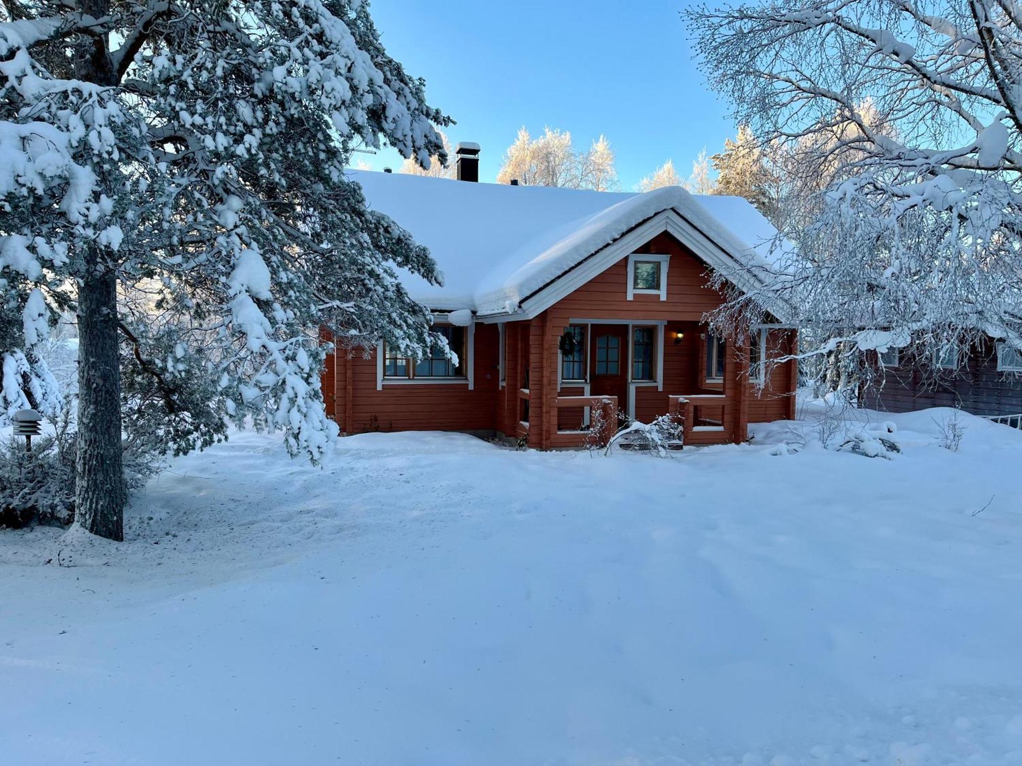 Log Cottages In 10 Min From Santa Claus Village-Sauna&Freeparking Рованиеми Экстерьер фото