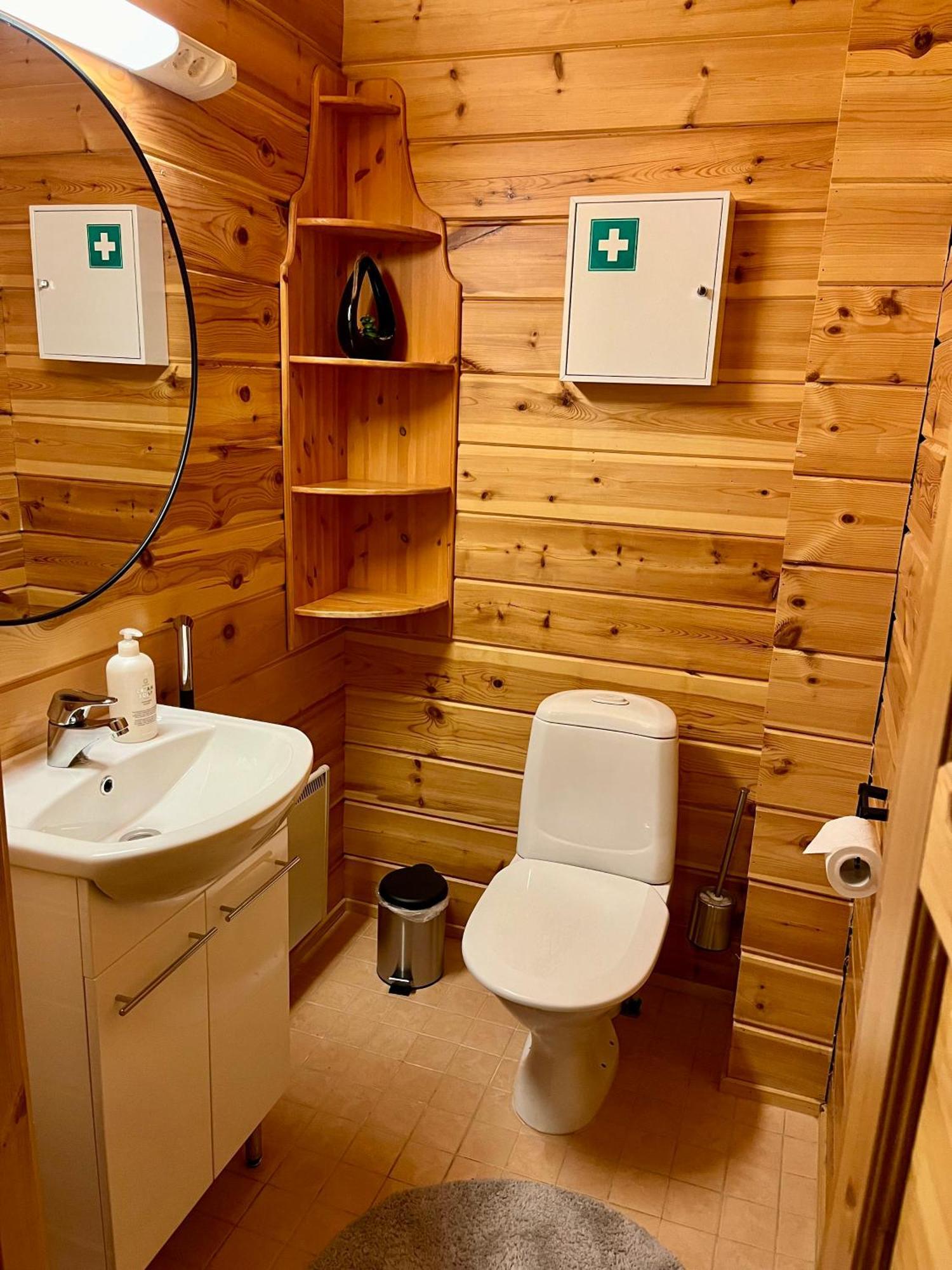 Log Cottages In 10 Min From Santa Claus Village-Sauna&Freeparking Рованиеми Экстерьер фото